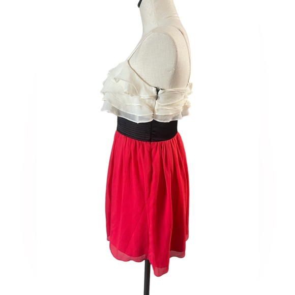 Ruffle Mini Dress with zipper - Picture 5 of 7